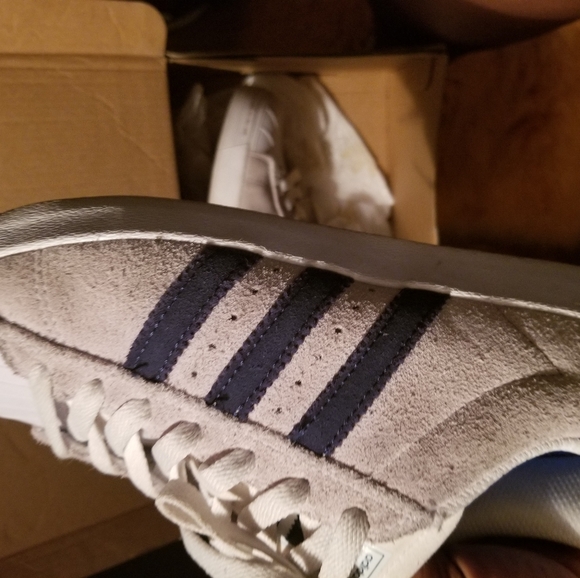 Fashion - Picture 2 of 2